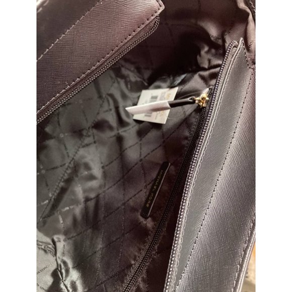 Michael Kors Large Chain Shoulder Tote in Black - Picture 8 of 9